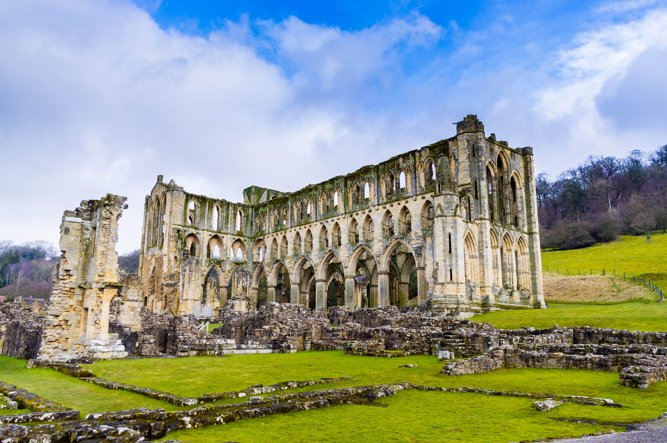 Explore history and fresh air near Helmsley day out with children North York Moors